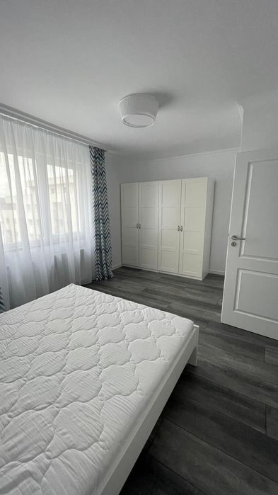 Inchiriez apartament 2 camere cu parcare zona VIVO/BMW