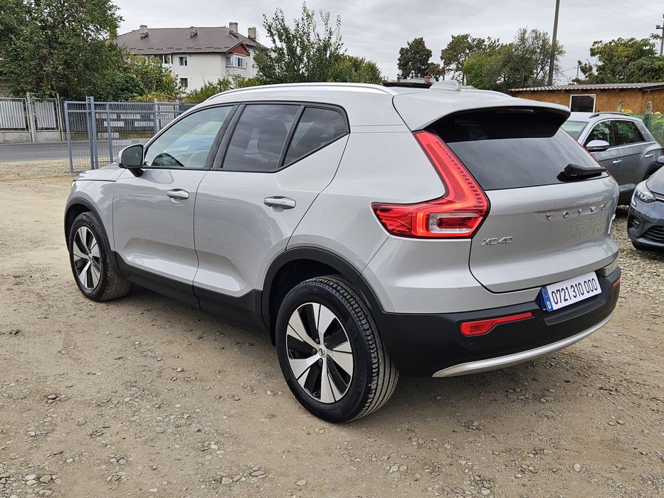VOLVO XC40 2023 — imagine 4