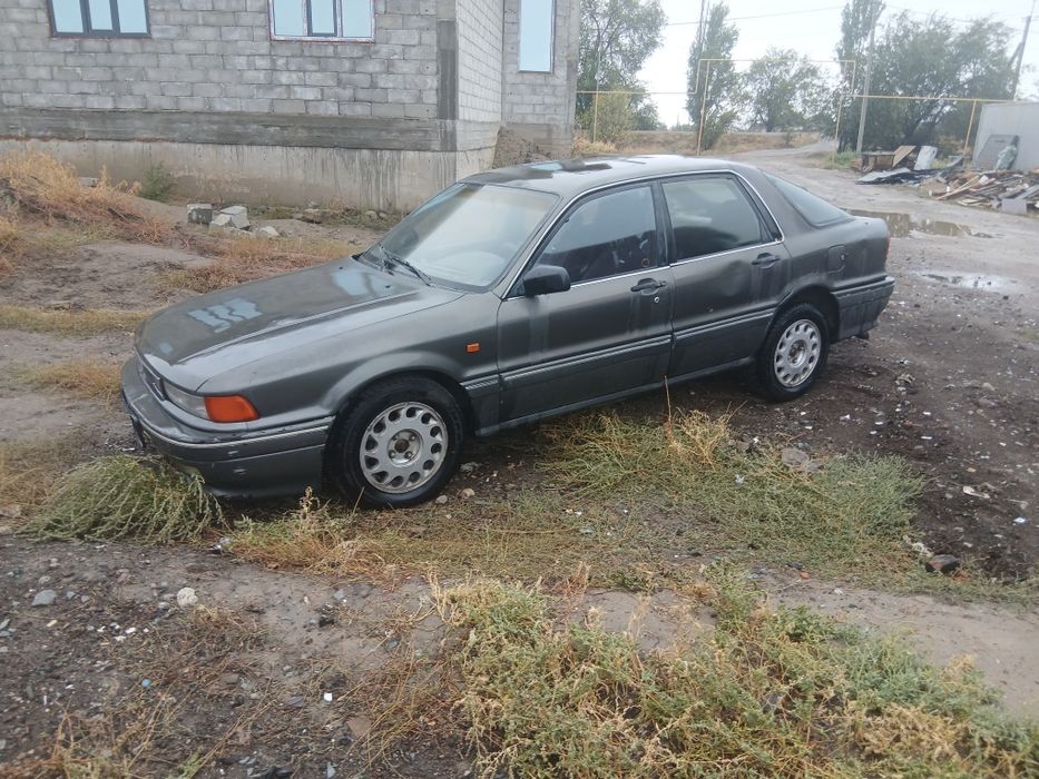 Mitsubishi Galant 1992