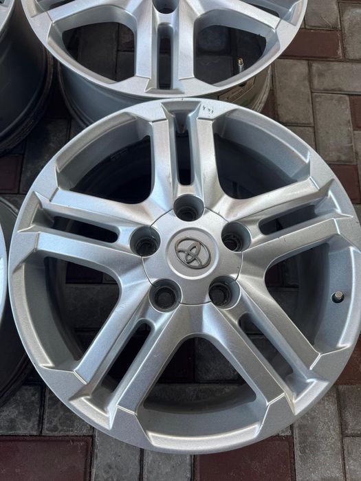 Диски R20 Тойота