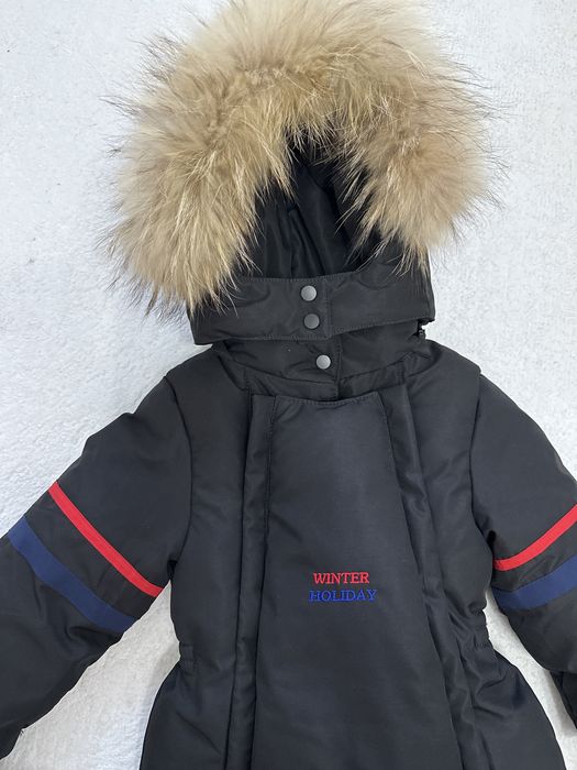 Продам детский зимний комбинезон трансформер.