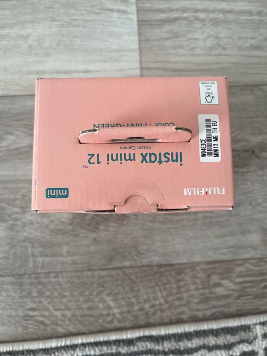 FUJIFILM instax mini 12