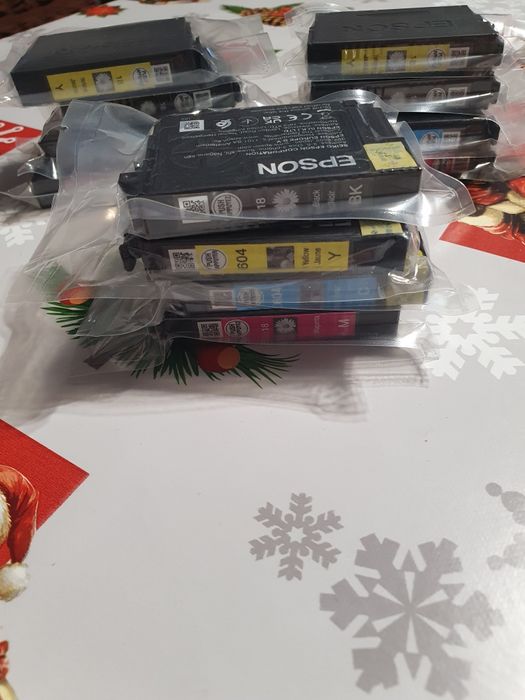 Vând epson  tuș imprimanta