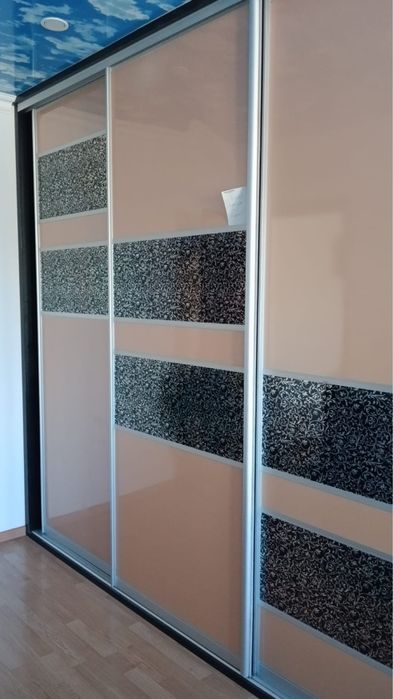 Продам шкаф купе