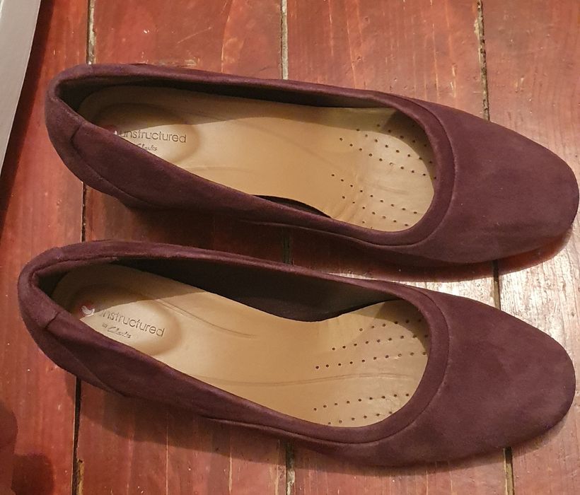 Pantofi Clarks din piele intoarsa 40