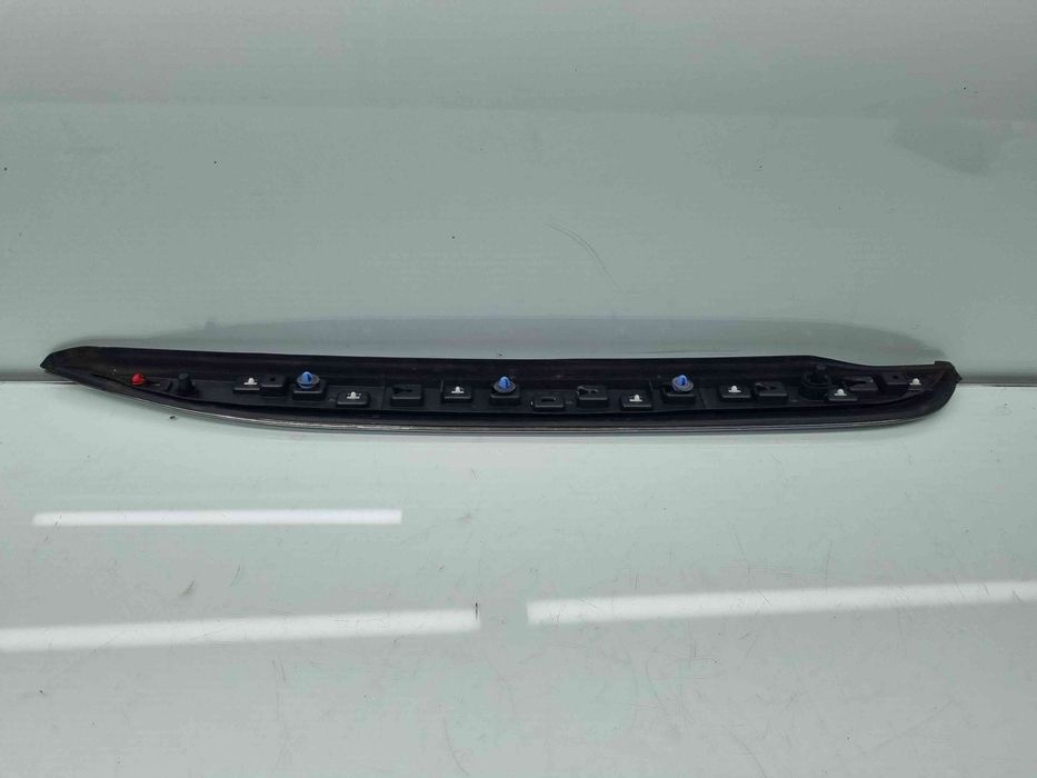 Ornament usa stanga spate Peugeot 2008 [Fabr 2013-prezent] 9806404877