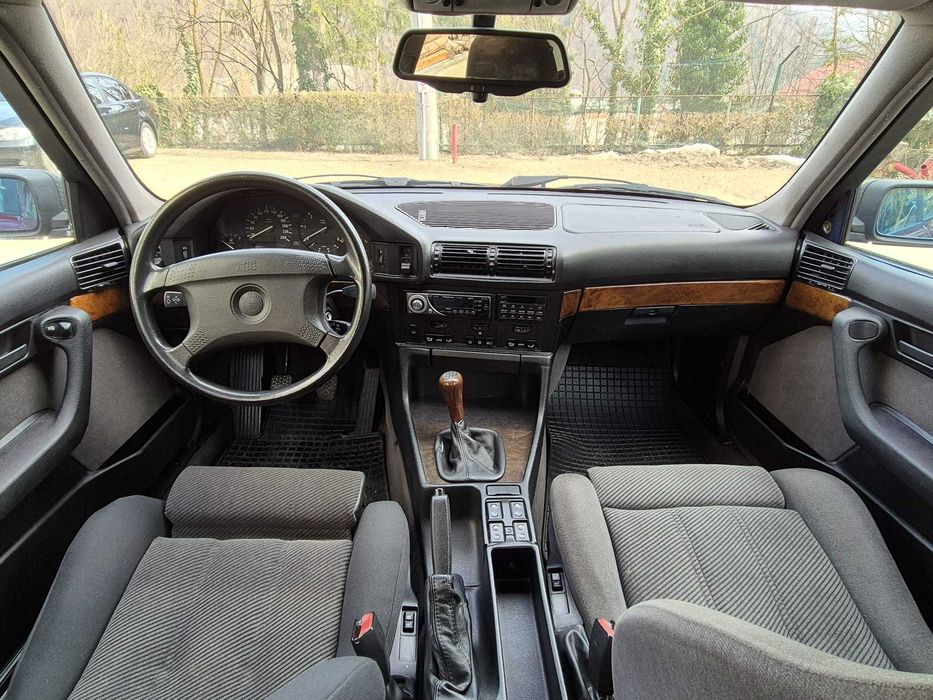 BMW 525 TDS E34 1994 German Edition