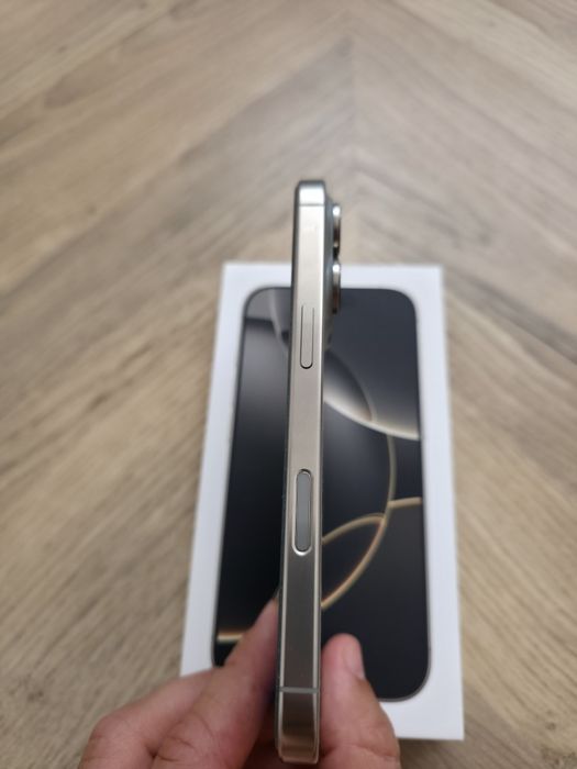 Iphone 16 pro Natural Titanium 256gb