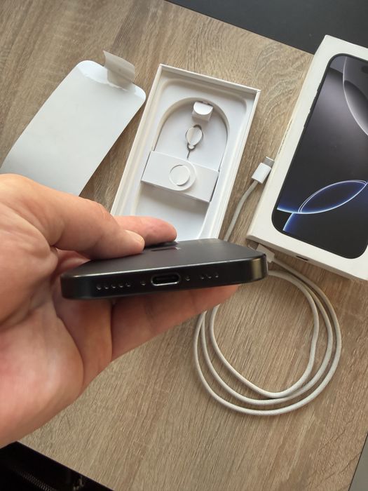 Iphone 16pro 128 gb black