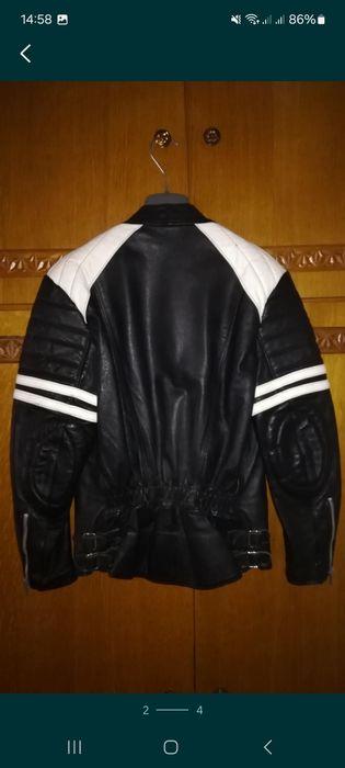 Geaca de piele pentru moto