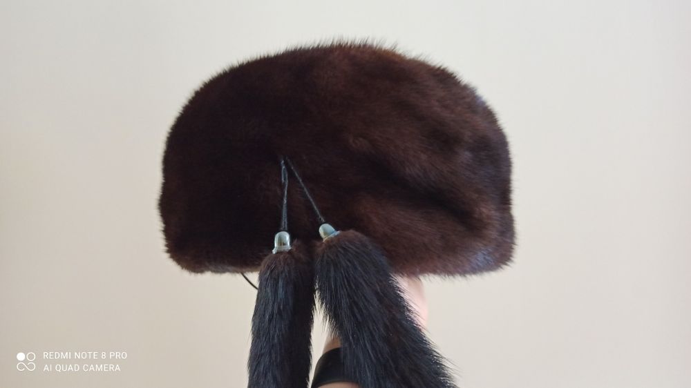 Продам норковые шапки