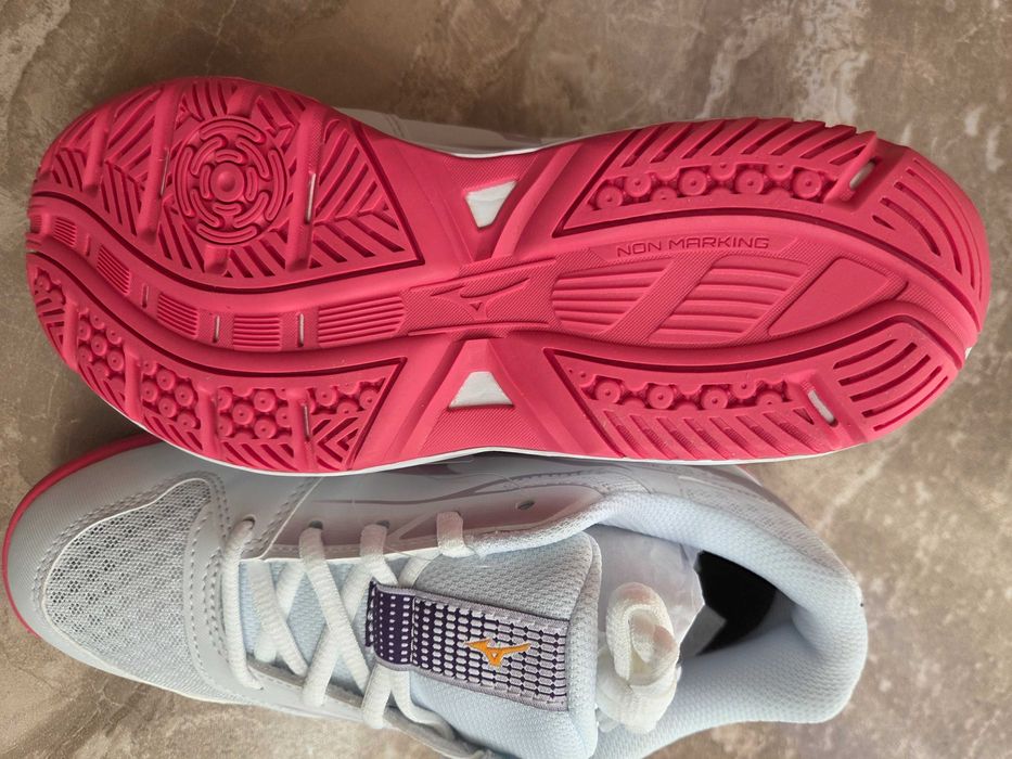 Mizuno Stealth Star III Junior детски маратонки за зала