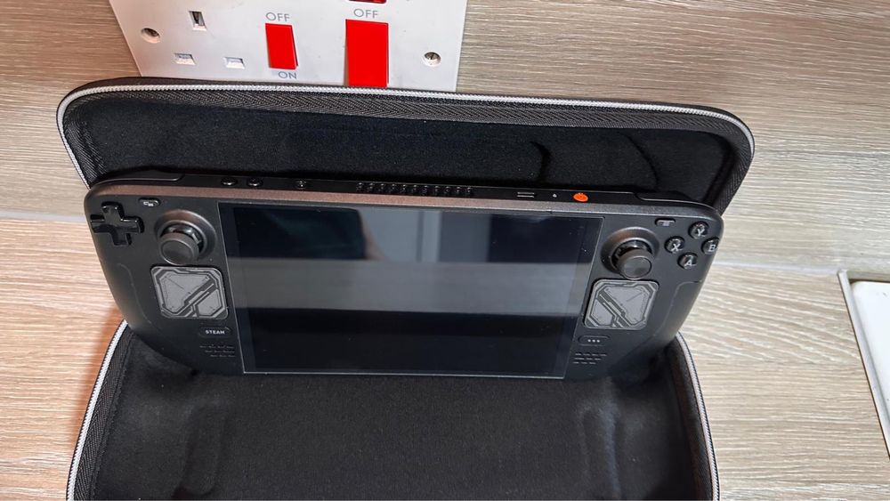 Consola pentru jocuri valve