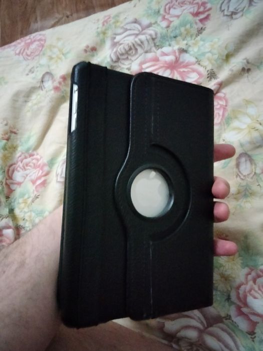 Продам Ipad mini