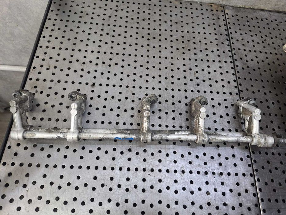 rampa injectoare 2.5 tdi bac vw touareg 7l
