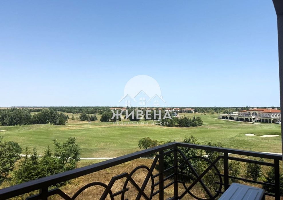 Продава 3-стаен апартамент, в затворен комплекс Лайтхаус, до гр.Балчик