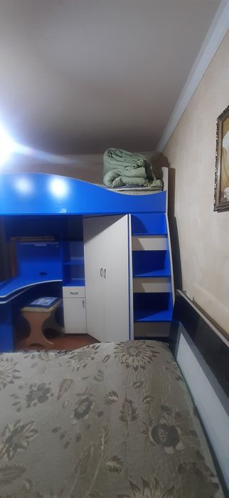 Детская мебель, шкаф, кровать, стол.