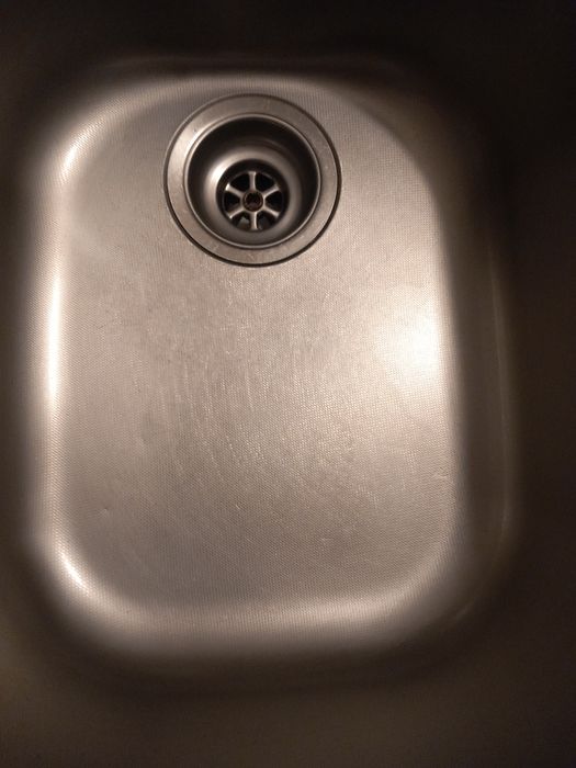 Chiuveta inox FRANKE folosita cu anumite semne de u