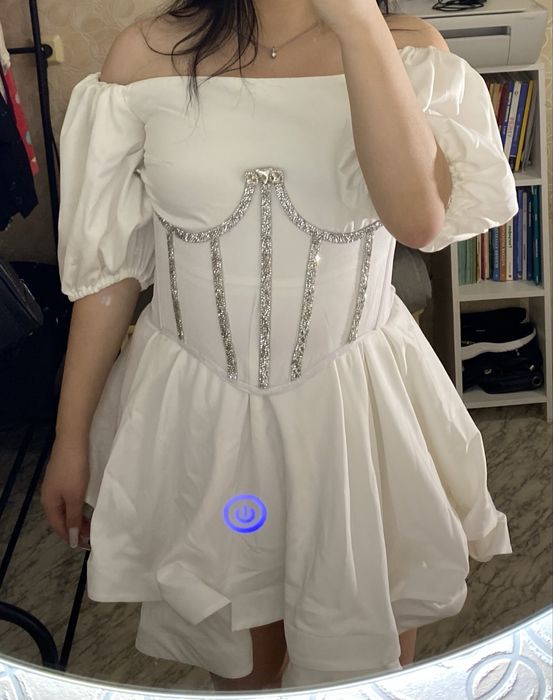 продам вечернее белое платье