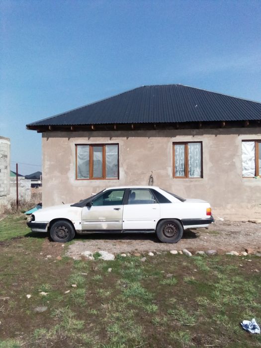 Ауди 100 с3. 2.3