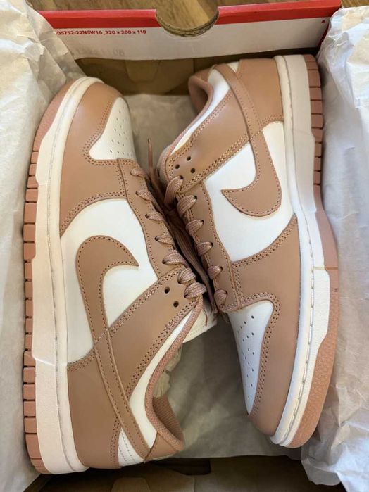Продам новые Nike Dunk Low White/Rose Whisper