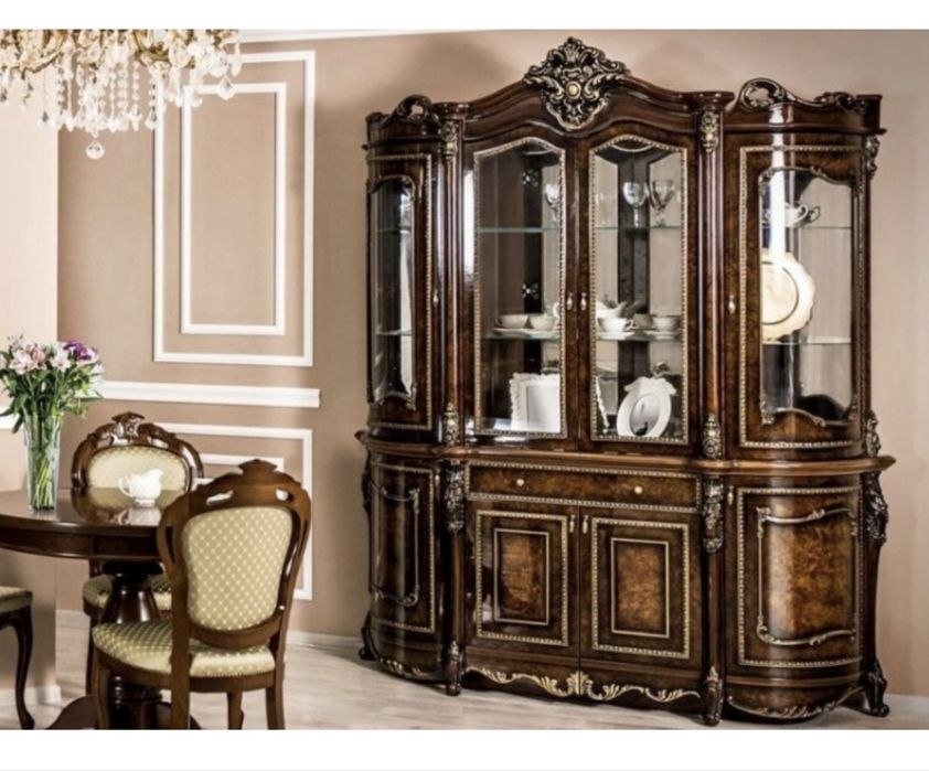 Сервант и комод с зерколом