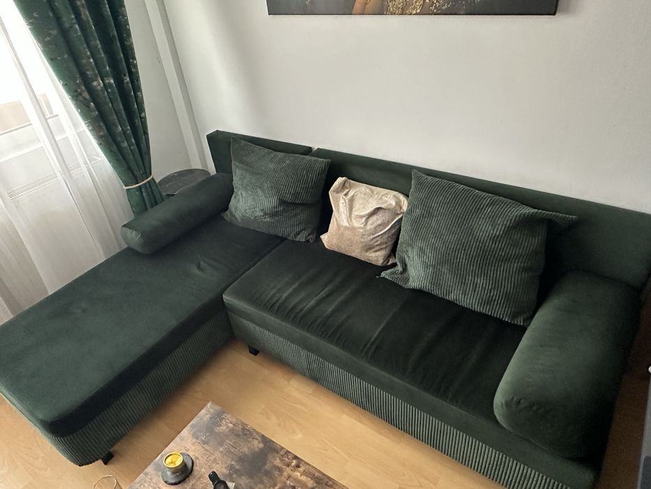 Coltar, ca nou - verde smarald