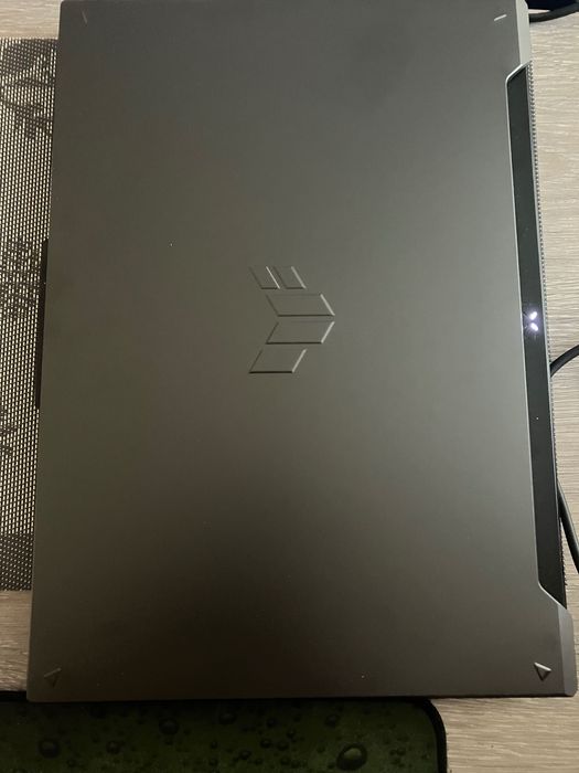 Продавам Asus TUF Gaming A16.+ Windows 11 pro.