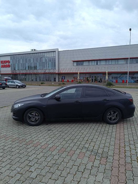 Vand Mazda 6 Hatchback 2008 2.0 benzina 147 cai