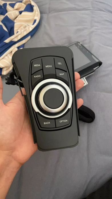 Navigatie Bmw Seria 3 E90 decupat bord,E87,E88 Seria 1 android 12,Slot