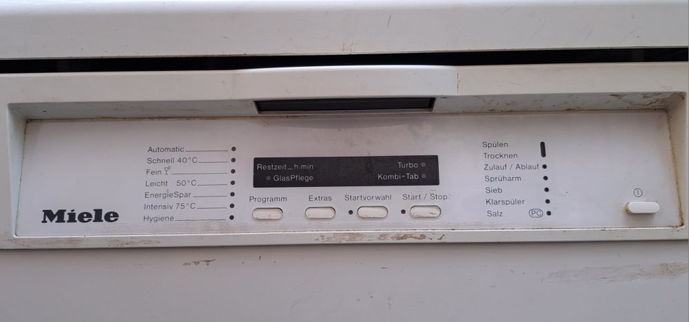 Съдомиялна машина "MIELE"