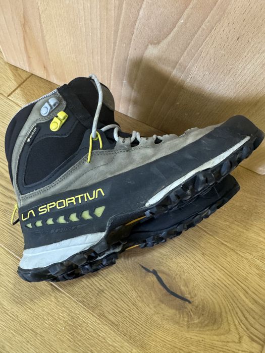 Bocanci La Sportiva  Nr. 38.5