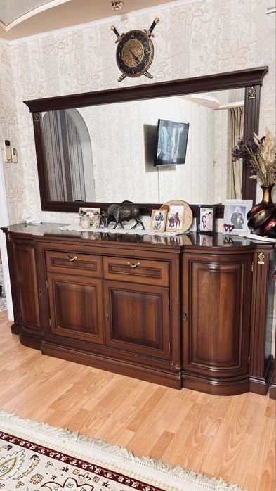 Продам мебель в гостинную.