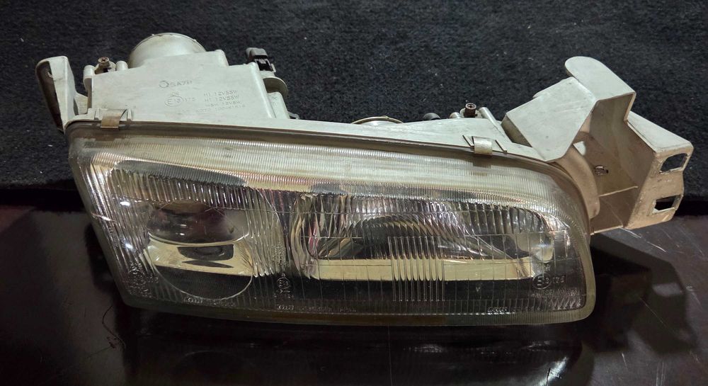 TitanAuto Mazda Cronos передние фары