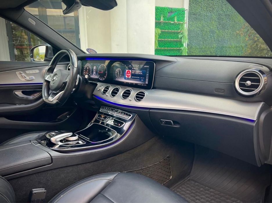 Mercedes Benz e class E220D - W213