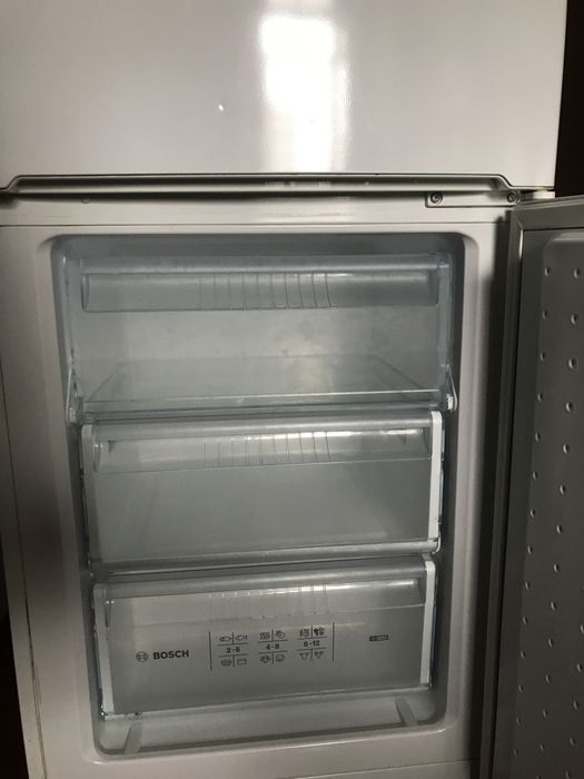 Холодильник BOSCH KGV36VW20U (01)