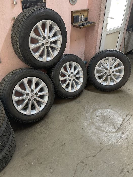 Диски с резиной на японца 16