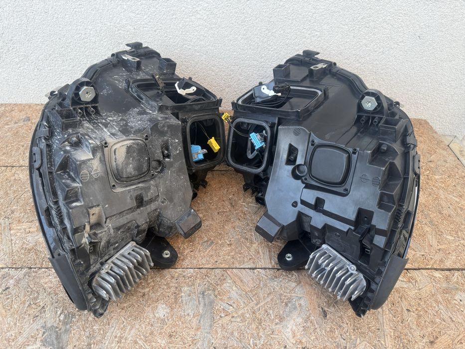 SET Far stanga dreapta Mercedes C Class W205 2014-2018 Full LED ILS