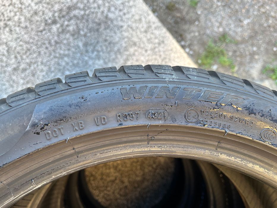 Гими Pirelli winter sottozero 3 245/40/18