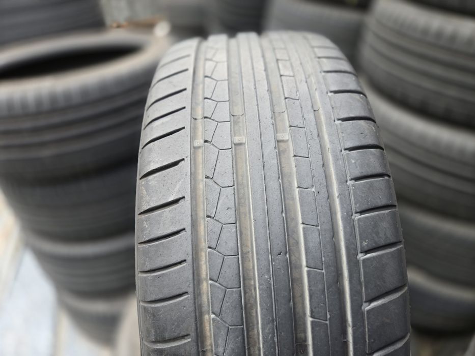 1бр. 245 35 19 Dunlop RunFlat лятна.