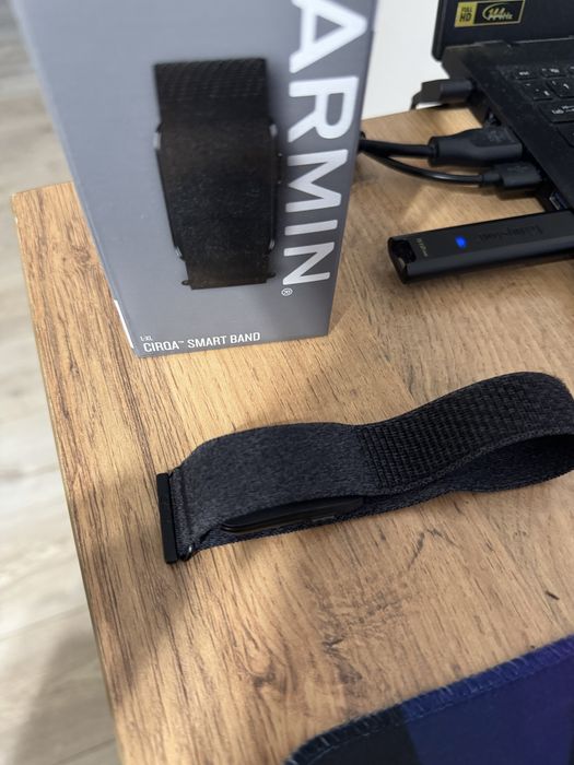 Garmin Cirqa фитнес браслет