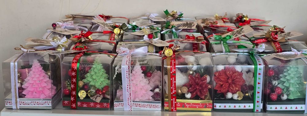 Коледни подаръци