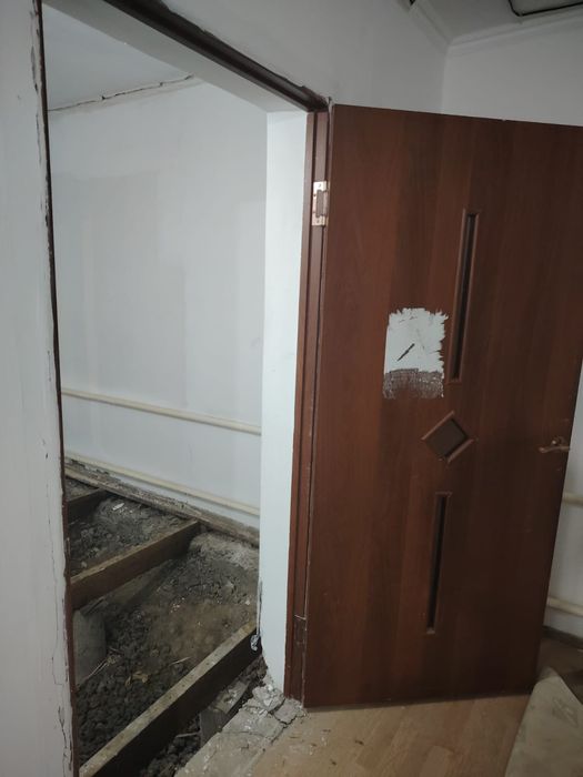 межкомнатные двери в хорошем состоянии