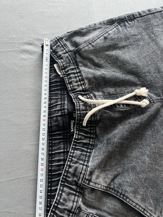 Blugi noi Sinsay marimea 32 !!