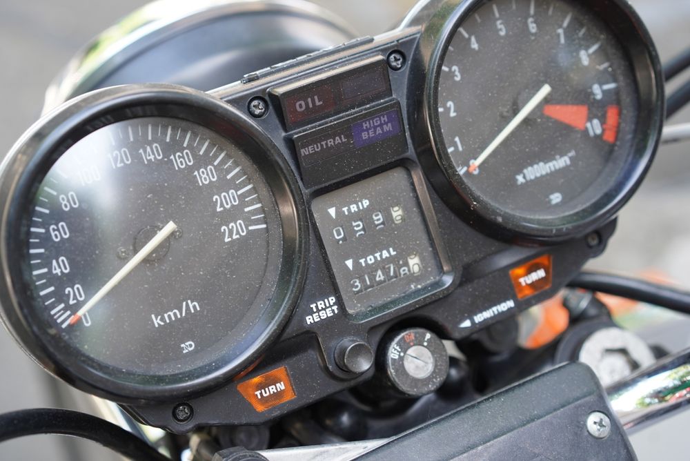 Honda CB 750 KZ rc01
