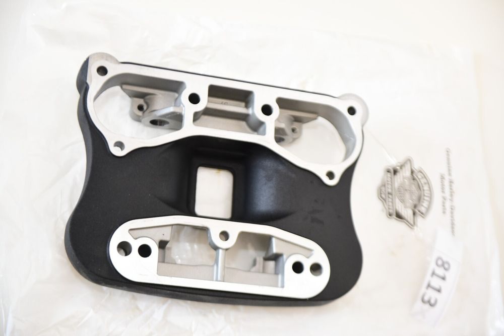 CAPAC CHIULOASA Harley Davidson Sportster 883 și 1200 Rocker Arm Box