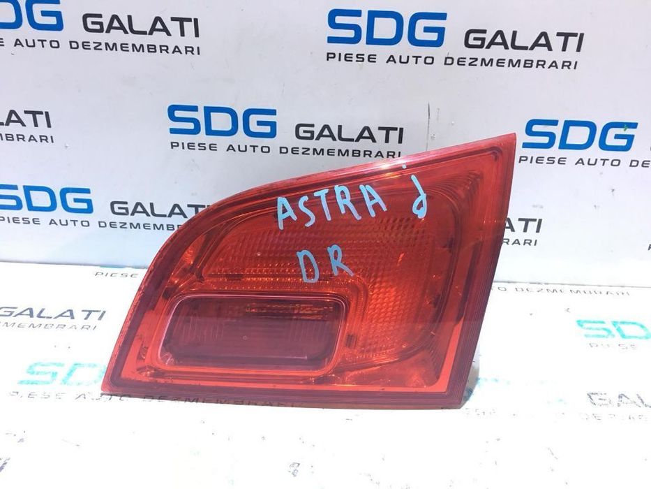 Tripla / Lampa / Stop Dreapta Hayon Opel Astra J Break / Combi 2009 - 2015 COD : 13282249