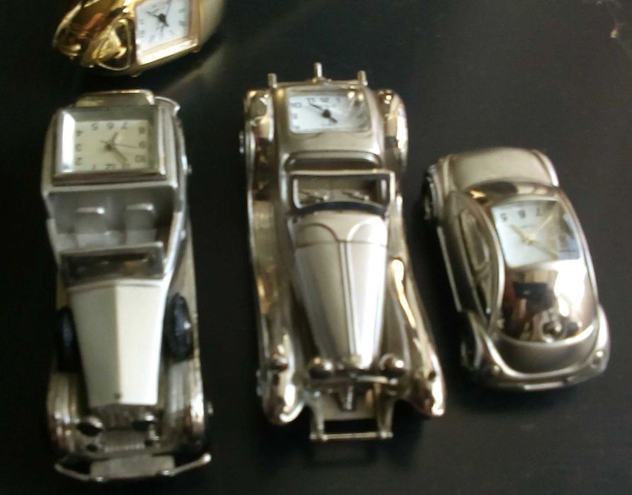 Ceas mini, (12 bucati), Anglia, diferite modele, functionale, 2 cm,.