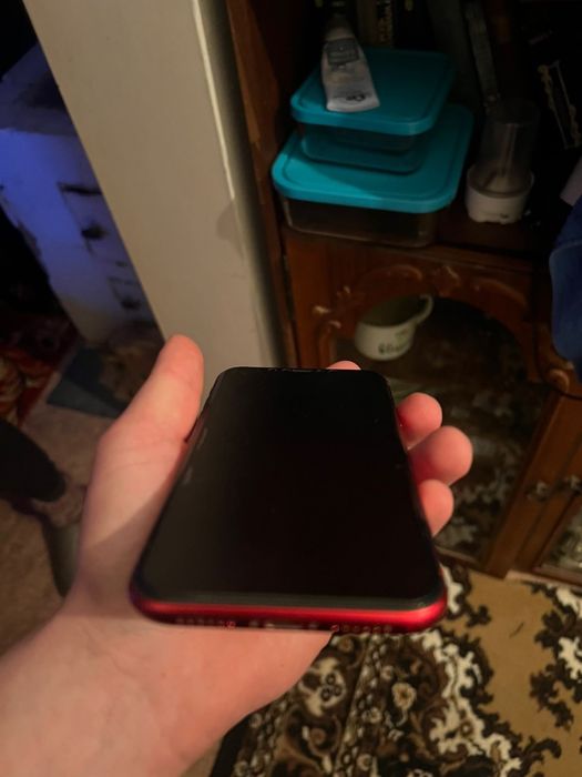 Продам Айфон 11 128гб