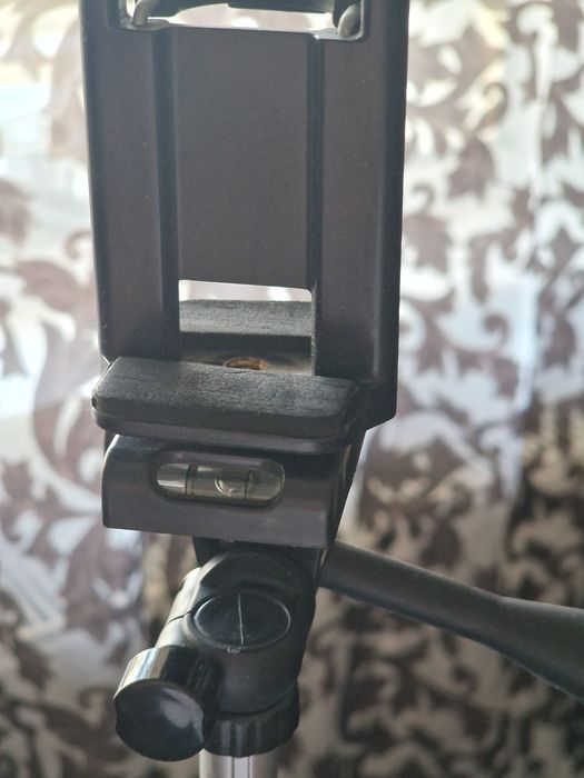 Trepied pentru telefon